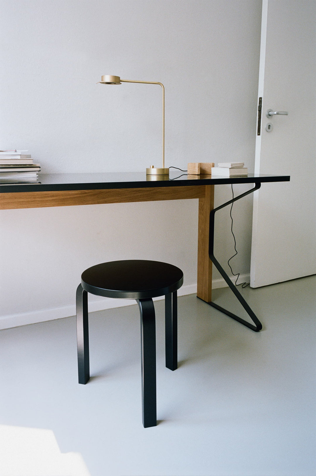 60 Stool - Black Lacquer