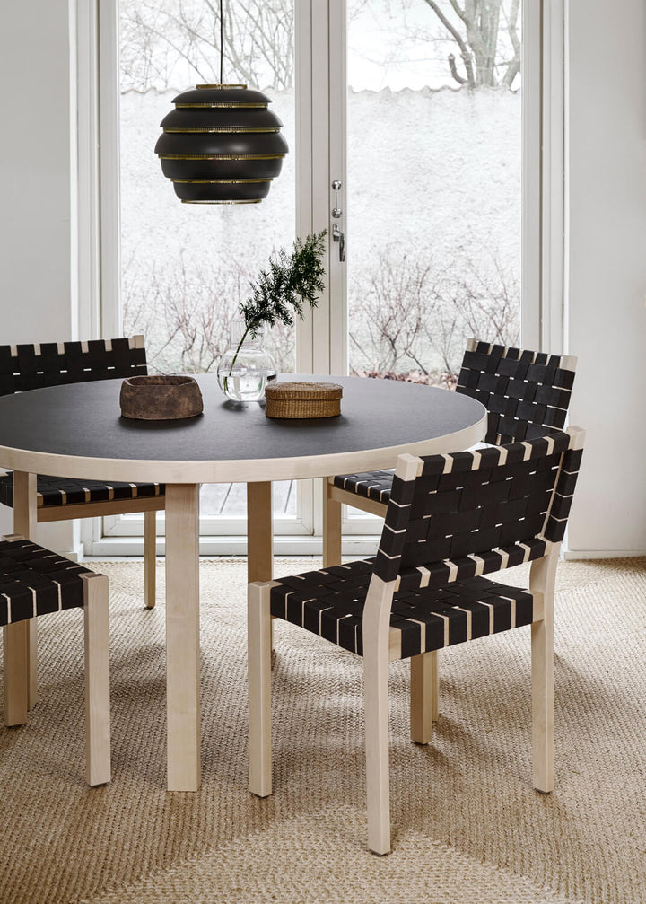 611 Chair - Black - Ex Showroom Model