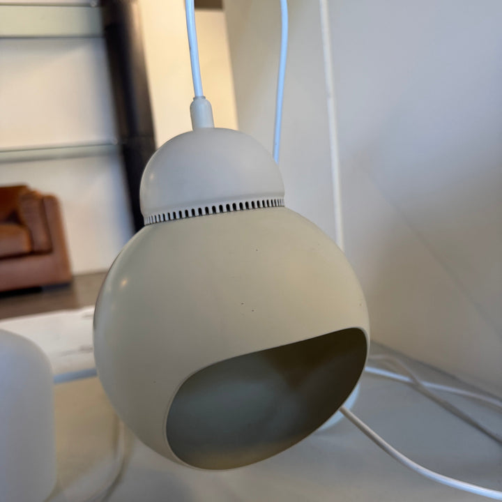 Pendant Lamp A338 'Bilberry' - White (Discontinued Model) - Ex Showroom