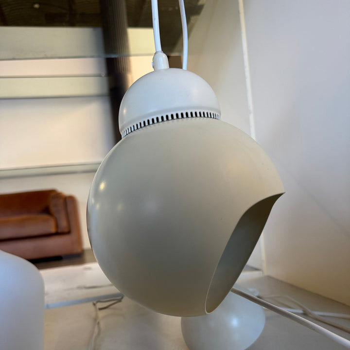 Pendant Lamp A338 'Bilberry' - White (Discontinued Model) - Ex Showroom