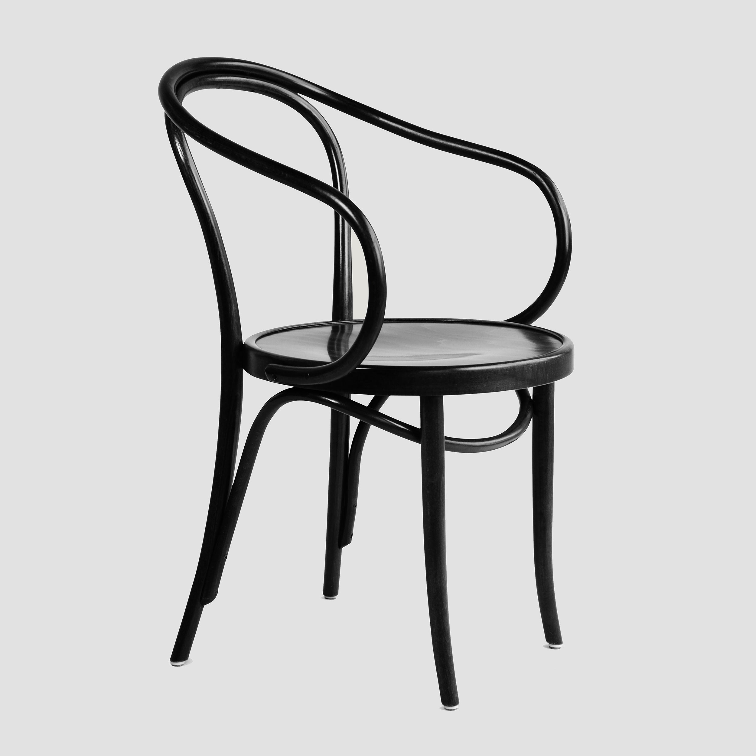 No. B9 Le Corbusier Arm Chair Black Stain thonethome