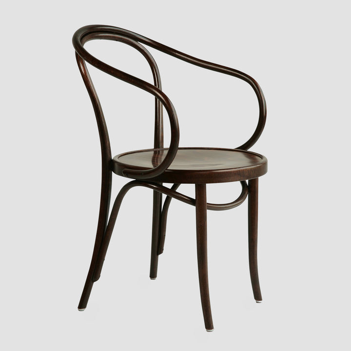 No. B9 Le Corbusier Arm Chair - Dark Oak